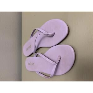 Aerie Women's Lilac Flip Flop Sandals shoes size 7 purple